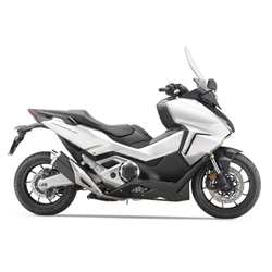 Honda Forza 750 - Imagen 1