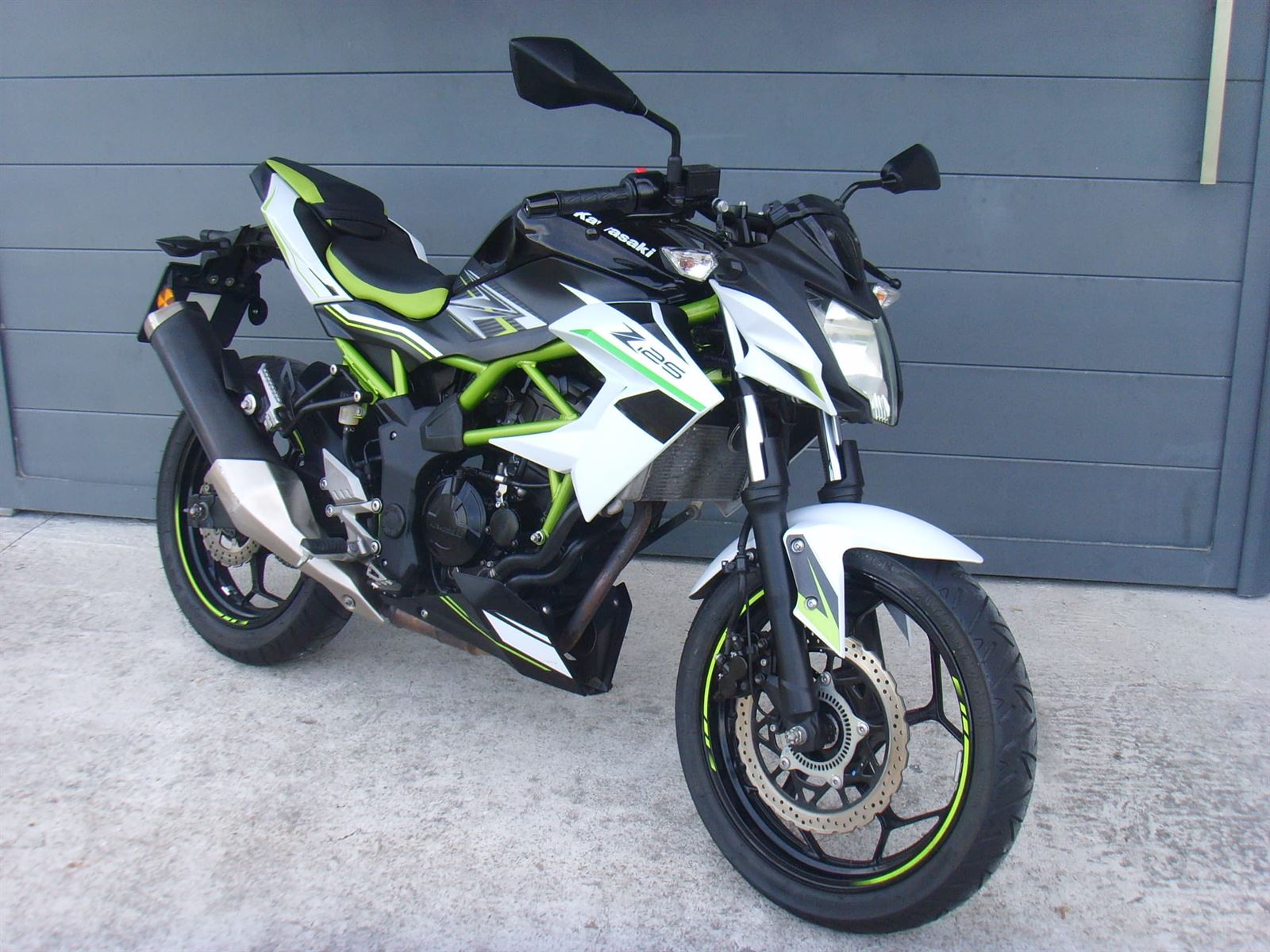 Kawasaki Z 125 - Imagen 2