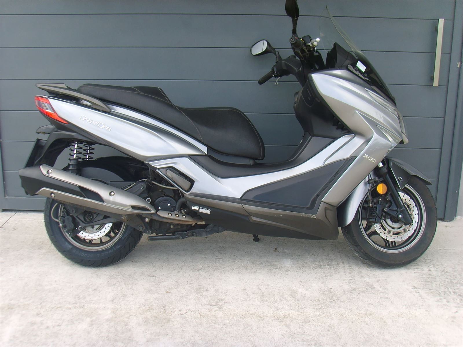 Kymco Grand Dink 300 - Imagen 2
