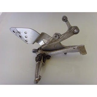 Soporte reposapies Yamaha R6 - Imagen 1