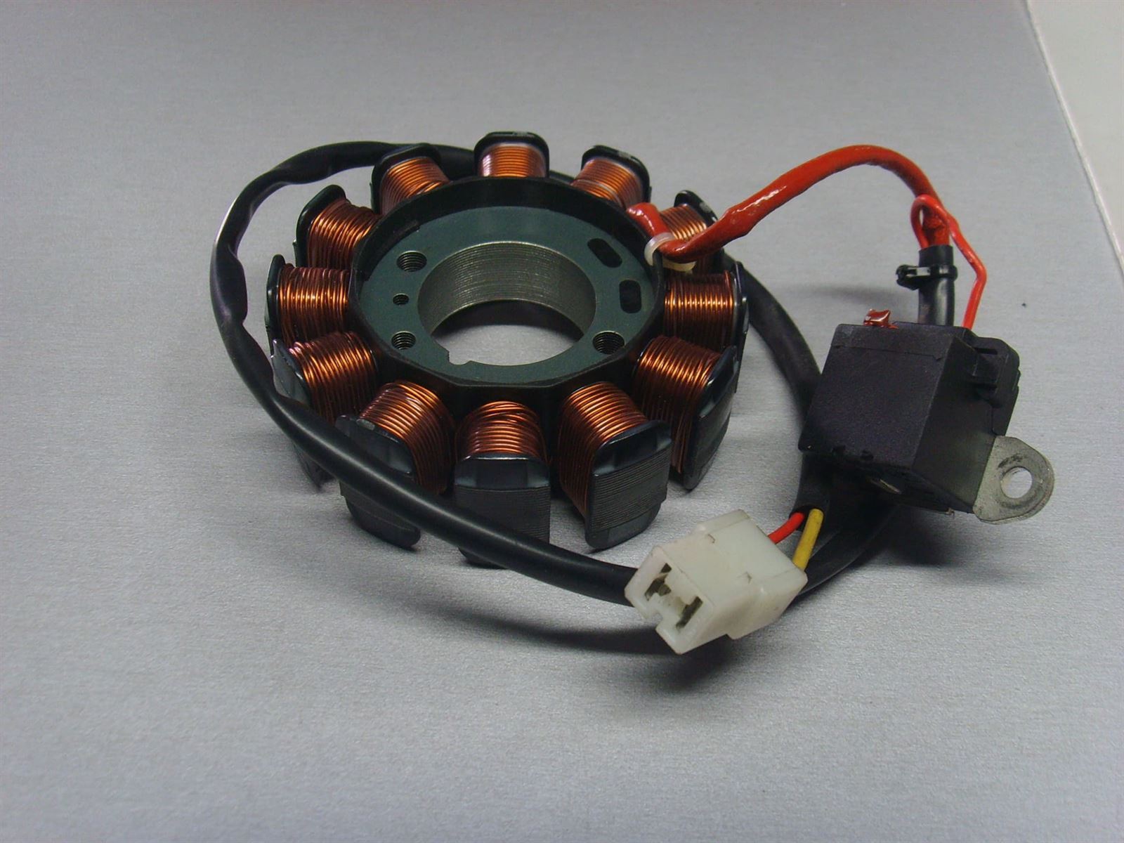 Stator encendico Suzuki Katana 50 - Imagen 2