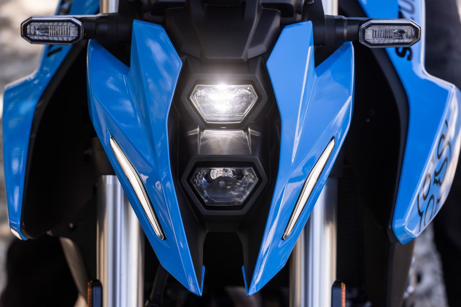 SUZUKI GSX-8S - Imagen 4