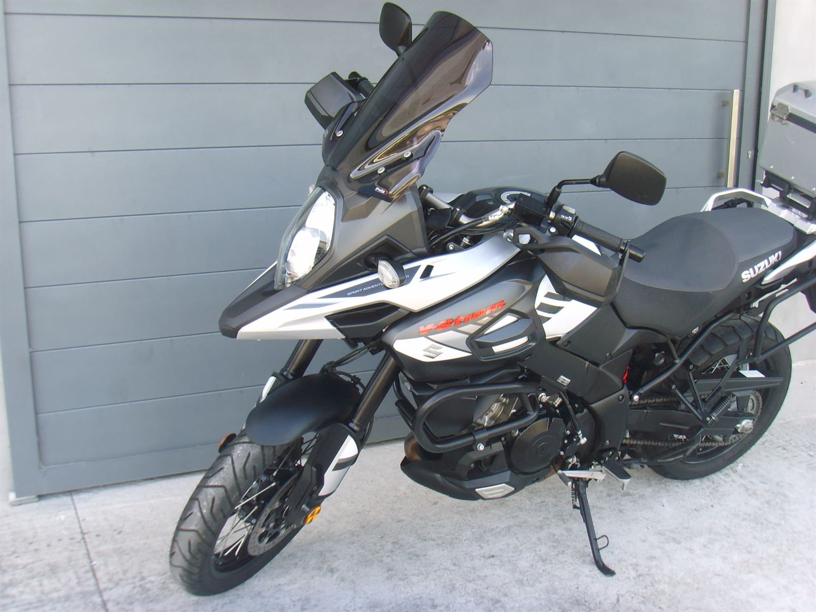 SUZUKI V-STROM 1000 XT - Imagen 2