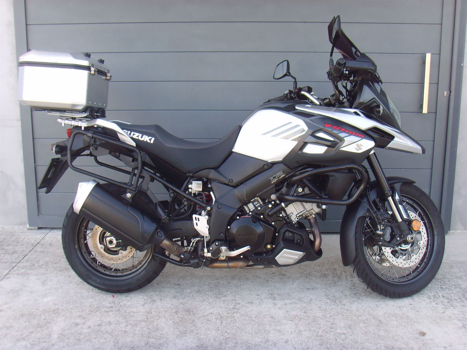 SUZUKI V-STROM 1000 XT - Imagen 3
