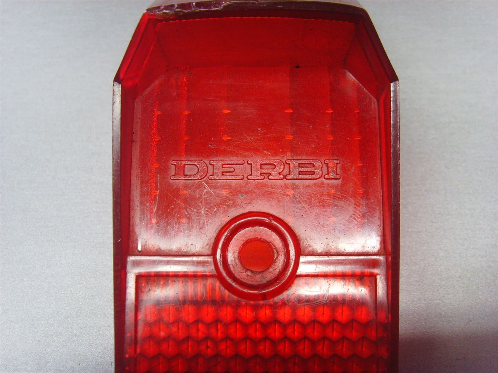 Tapa piloto Derbi - Imagen 2
